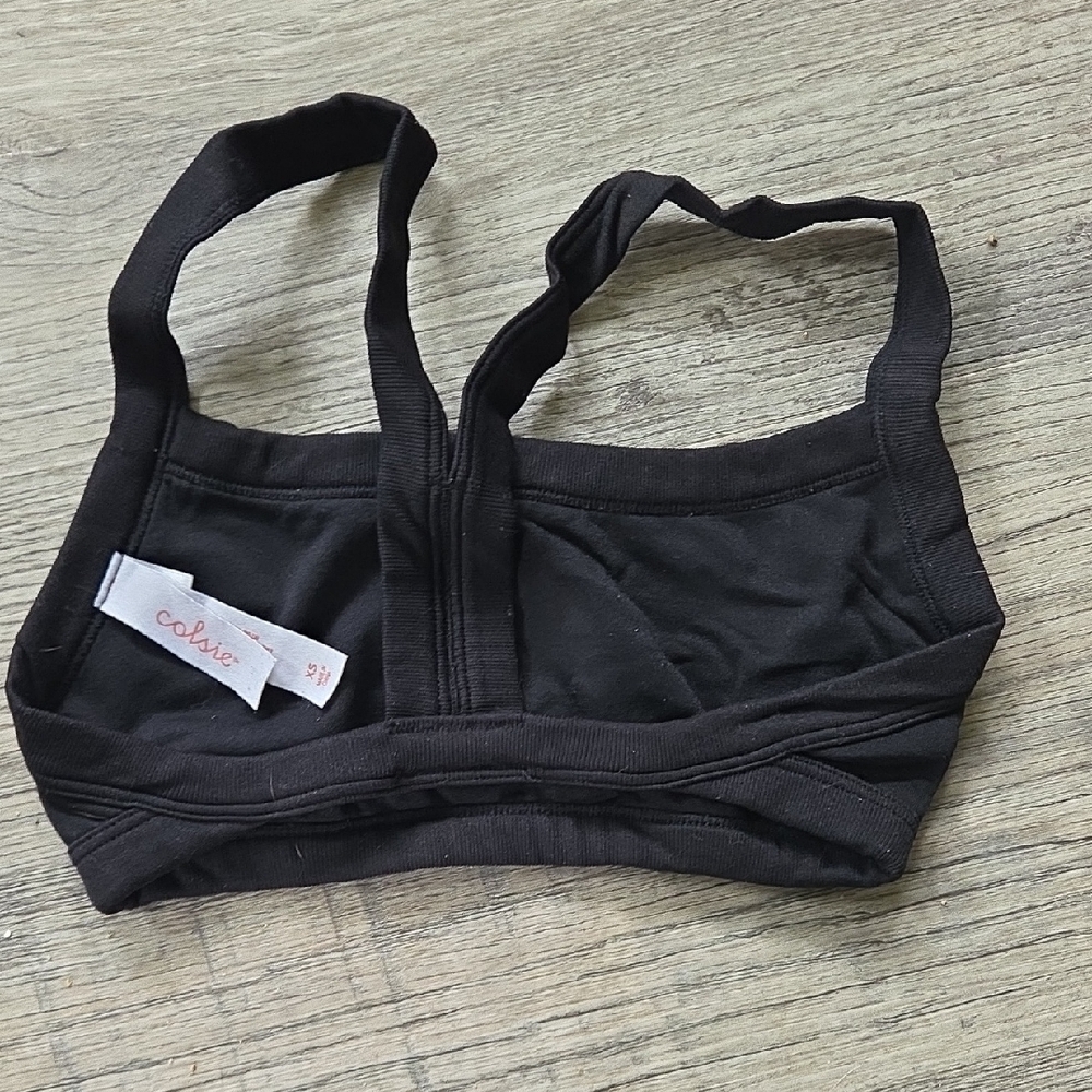 Colsie Black Racerback Sports Bra - Picture 3 of 3